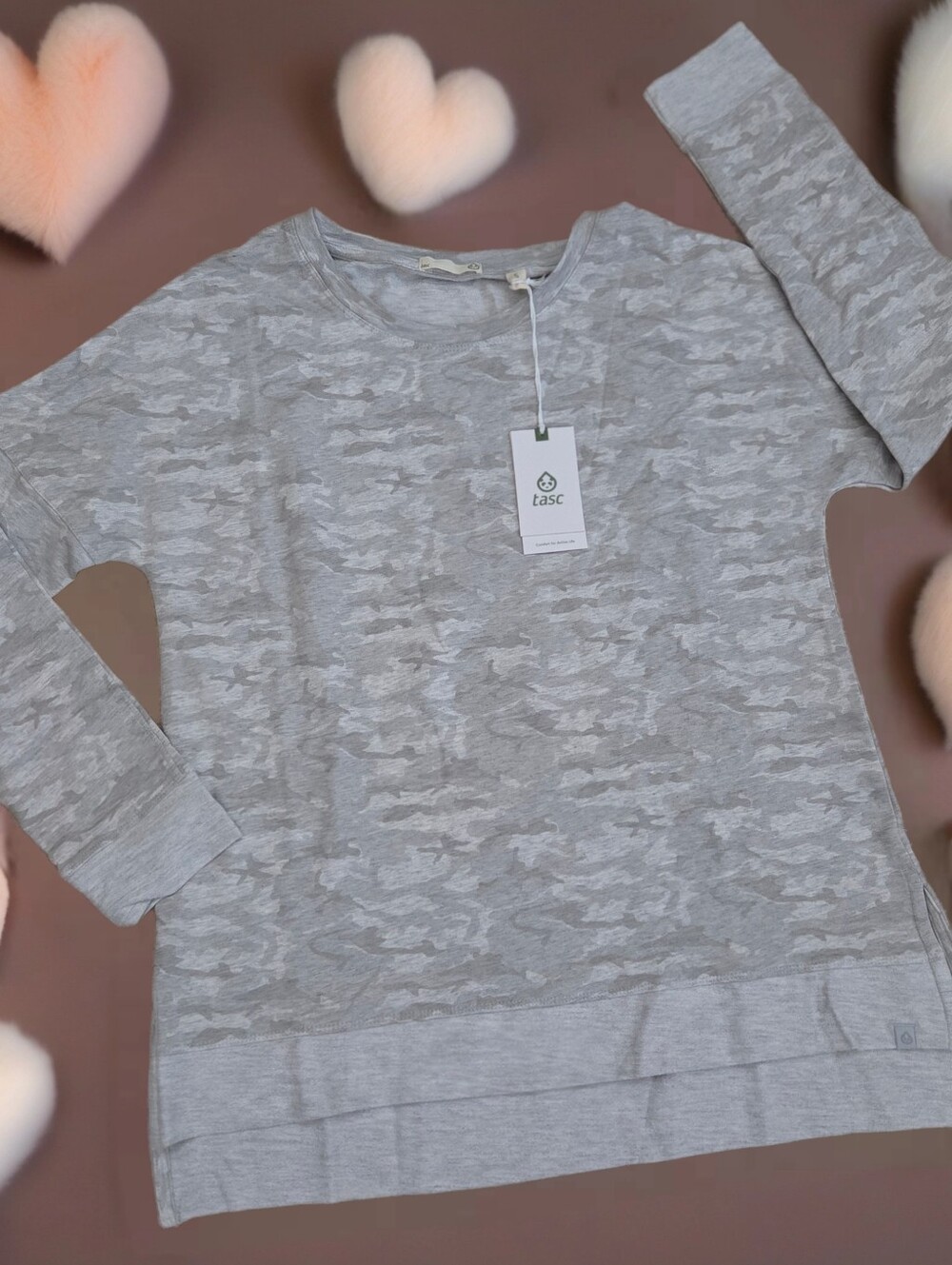 New Tasc athletic camo active top shirt Women S